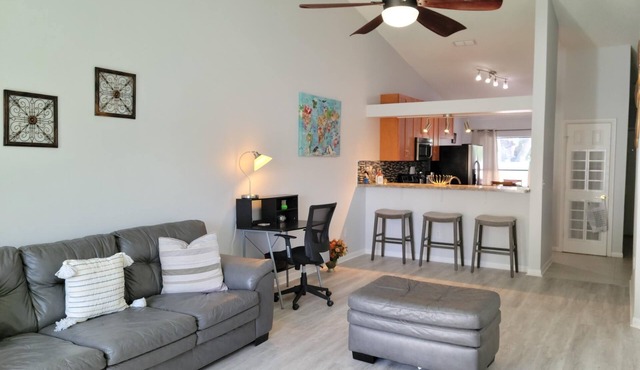 Cheerful Clearwater Home