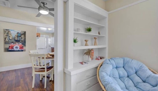 Cheerful Cottage Close to Beach