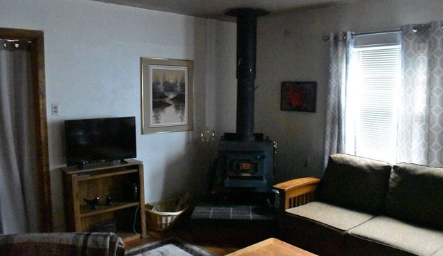 Cheerful & Cozy 3 Bedroom Plus Residence