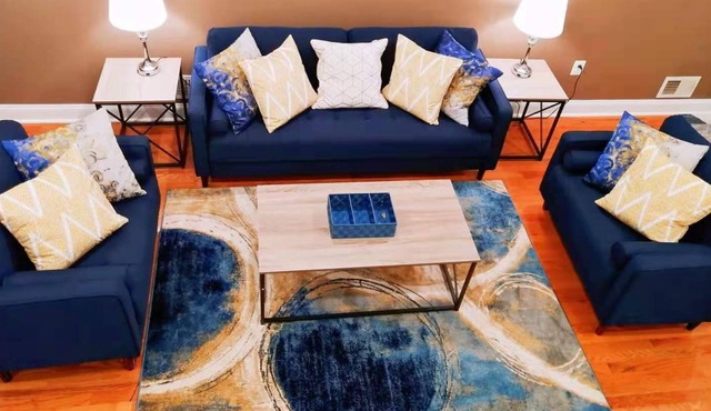 Cheerful Entire Townhouse JHH Bayview sleeps 10+