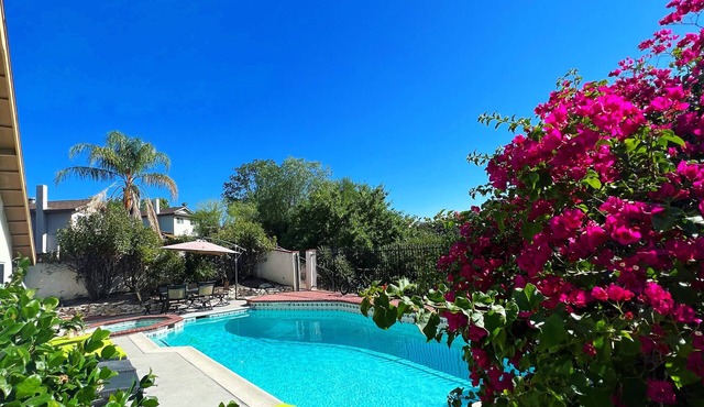 Cheerful four bedroom house with charming view!