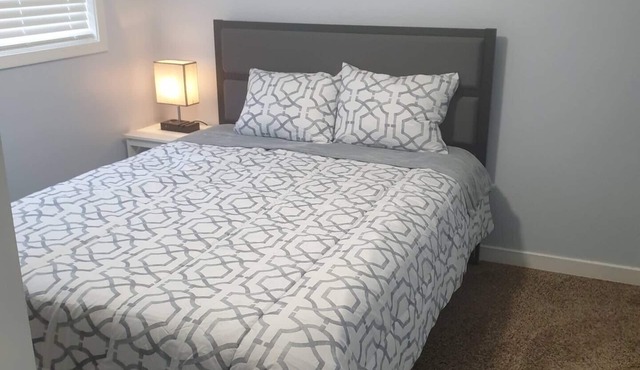 Cheerful Furnished 1 Bedroom House with W/D