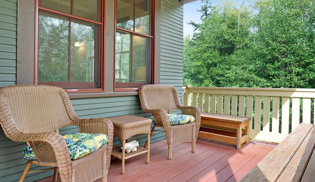 Cheerful Getaway w/Ocean View, Outdoor Fireplace, & Beach Access