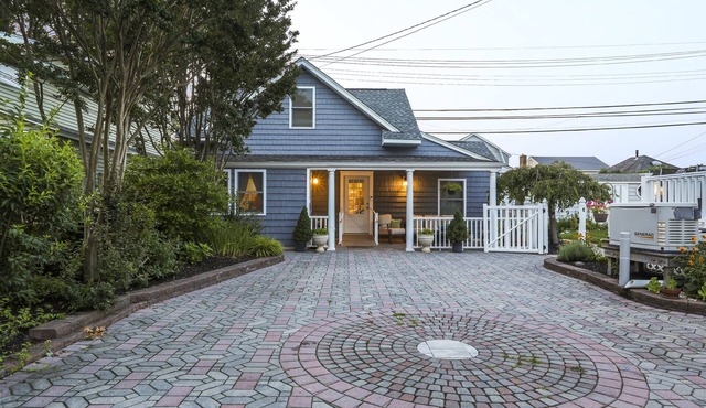 Cheerful Home, 3B, 3B, 2 Blocks to the Ocean