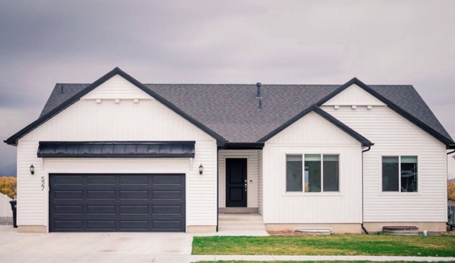 Cheerful home in quiet neighborhood