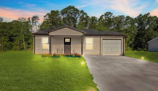 Cheerful house 3 bd 9 sleep,GSP 4 mil