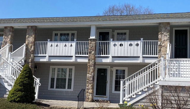 Cheerful Resort condo near beautiful Goose Rocks Beach; indoor & outdoor pools