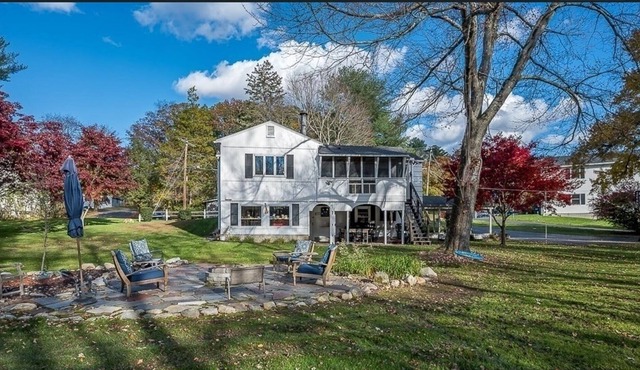 Cheerful Villa with a huge backyard (3Beds2Baths)