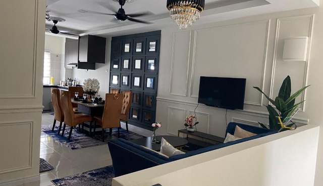 Cheerfull3 bedroom townhouse Terrace