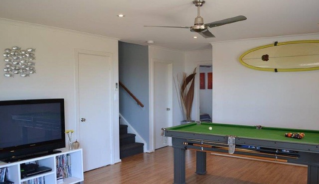 Cheers - Sea views Free Wifi On the Esplanade