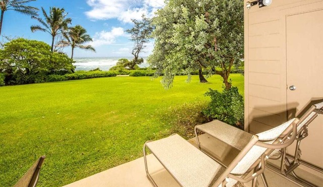 Cheery Condo Steps from the Surf - Kaha Lani 127