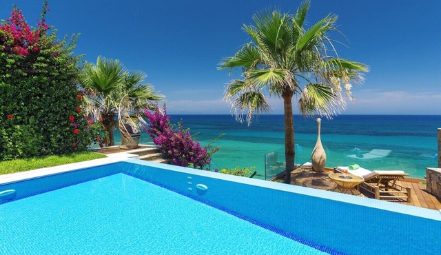 Chef included by Fantasia Villas: Grand Residence Villa