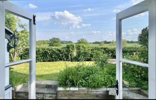 Chelmsford Cottage Free Parking Fab Garden