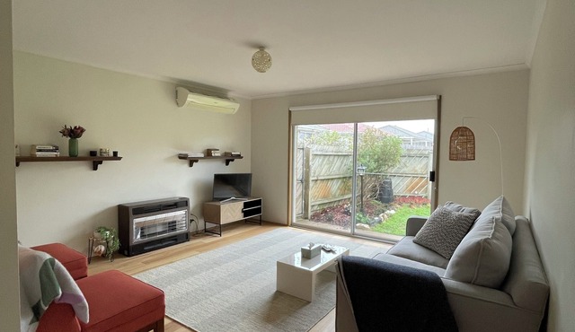 Chelsea Beach Classic nn(250ms walk to the beach, shops and transport)