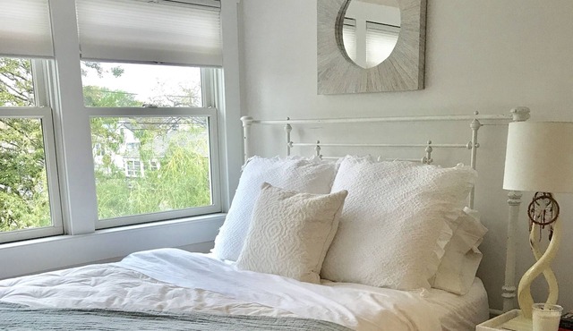 .Chelsea by the Sea.