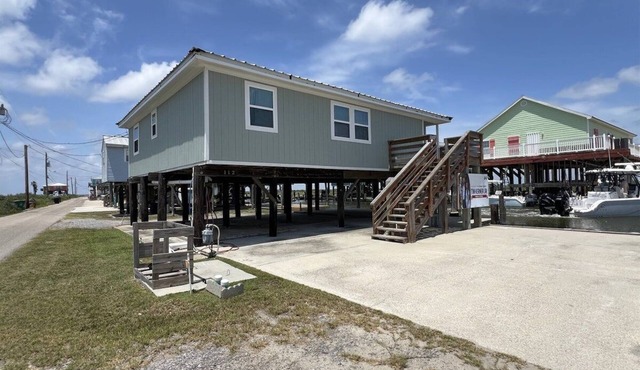 Cheniere - Boat Access - Island Realty