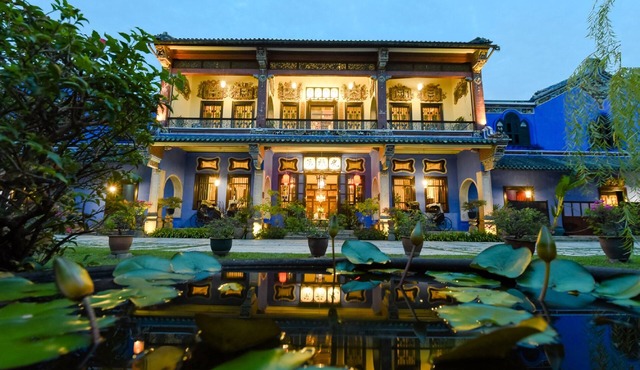 Cheong Fatt Tze - The Blue Mansion