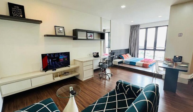 Cheras Cozy Studio House with Free WIFI , Netflix.
