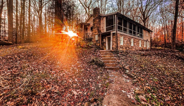 Cherokee Logger's Cabin on The James~15 min to DT!