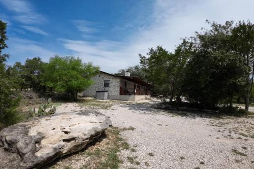 Cherokee Oaks - Frio River Haven