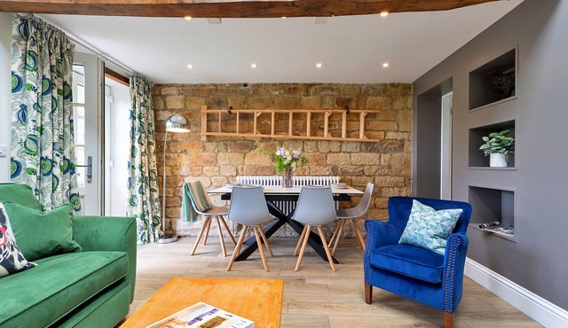 Cherry Cottage Nr Grantley Hall