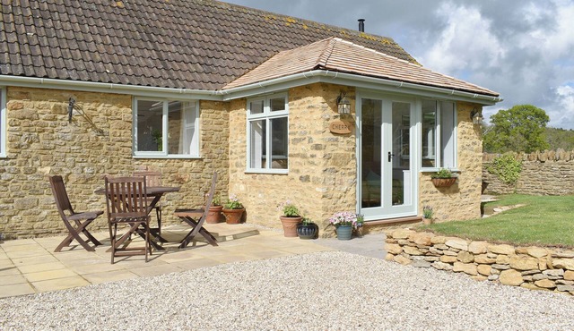 Cherry Cottage - UKC3990