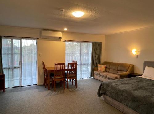 Cherry Court Motor Lodge