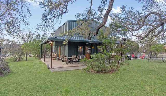 Cherry Creek Cabin Near Concan