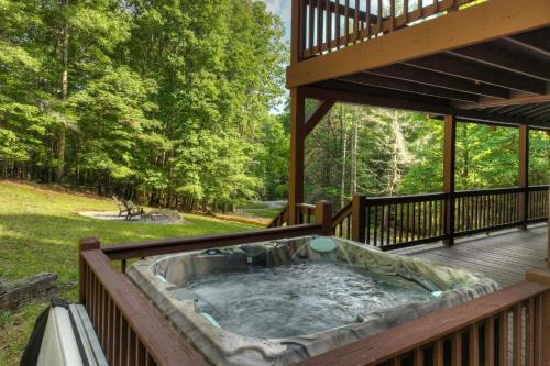 Cherry Creek Retreat - Mountain views and more