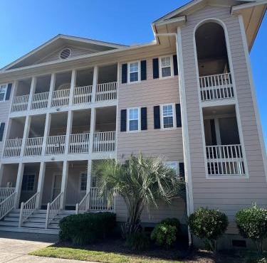 Cherry Grove 1BR screened porch 2nd Floor view