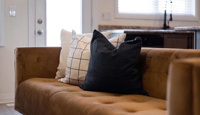 Cherry Heights Haven: Delightful Designer Townhome