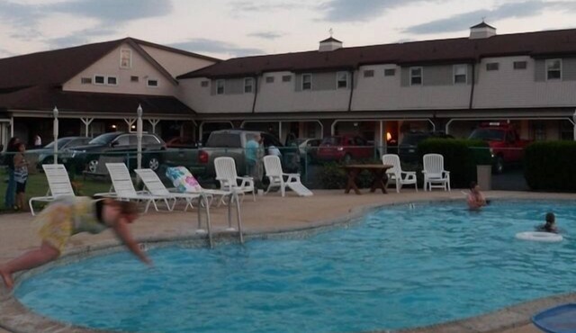 Cherry Lane Motor Inn