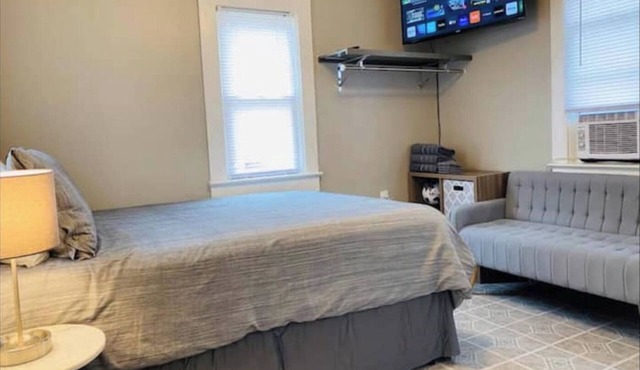 Cherry St*Little Love House-Shop-Dine-Route 66