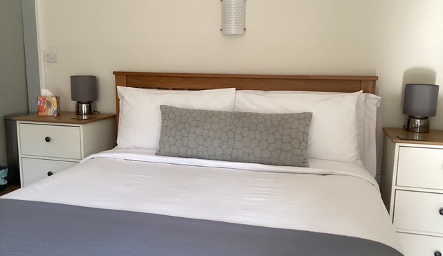 Cherry Tree Cottage - Private Detached Cottage