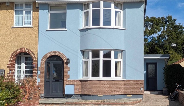 Cherry View House 3 Bed Garden Parking sleeps 8