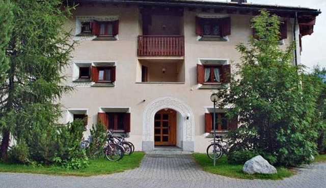 Chesa Polaschin C8 by Interhome