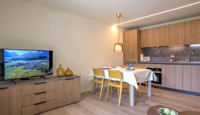 Chesa Stè 8 by Interhome
