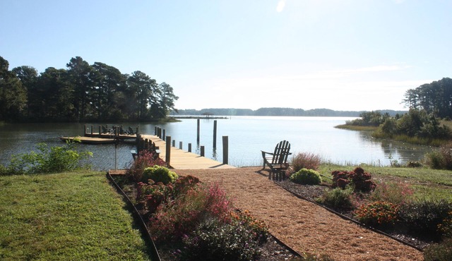 Chesapeake Bay Waterfront: Kayaks, Fire Pit, Wifi, Bikes, Dog-friendly