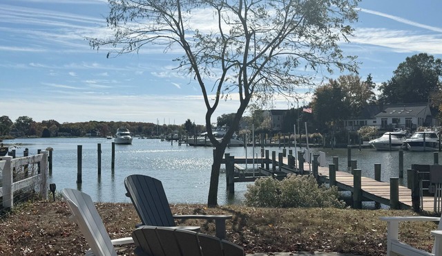 Chesapeake Charm! Waterfront Property! Hot Tub! Grill - Beautiful 4 BR/3.5 Bath