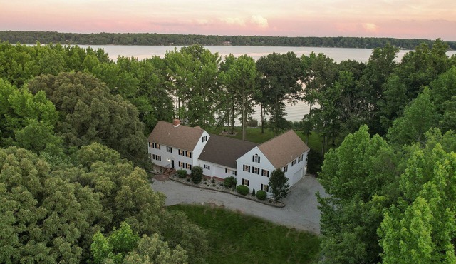 Chesapeake Point | Waterfront w/HOT TUB + Beach!