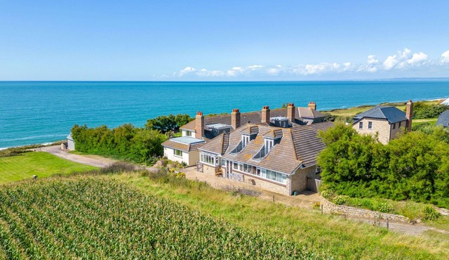 Chesil Watch - sleeps 10 people