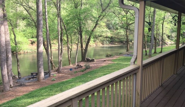Chestatee River Cabin