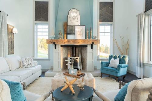 Chester Oceanfront Luxury Villa