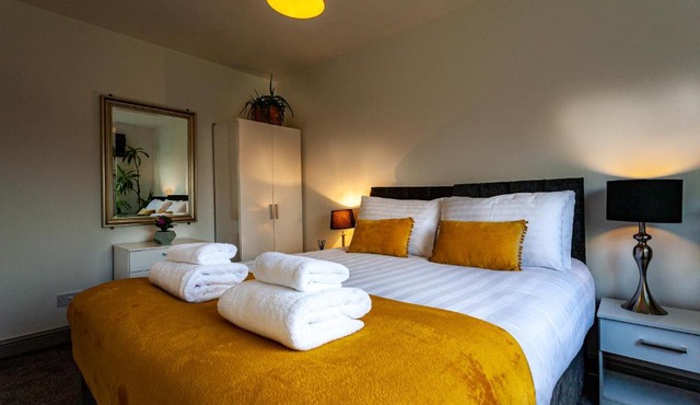 Chester Zoo Family Retreat