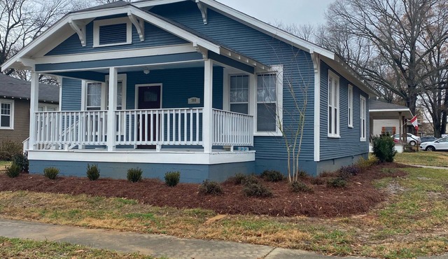 Chestnut Cottage - Minutes to Downtown and NMMC! Close to Fairpark & Arena.