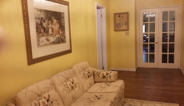 Chestnut Lane Bed & Breakfast - The Blue Room