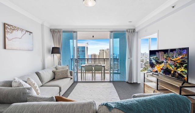 Chevron: Majestic Ocean Vista w/Resort Amenities