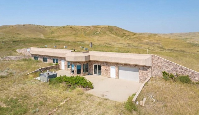 Cheyenne River Ranch 4BR Earth Sheltered Home with Hot Tub!