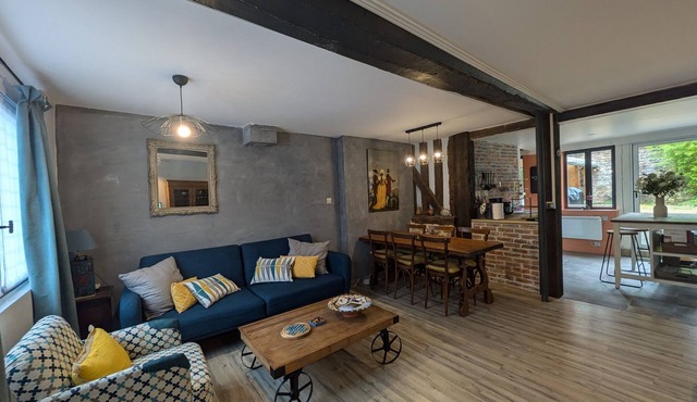 Chez Adélaïde: Norman Charm and Rural Tranquility