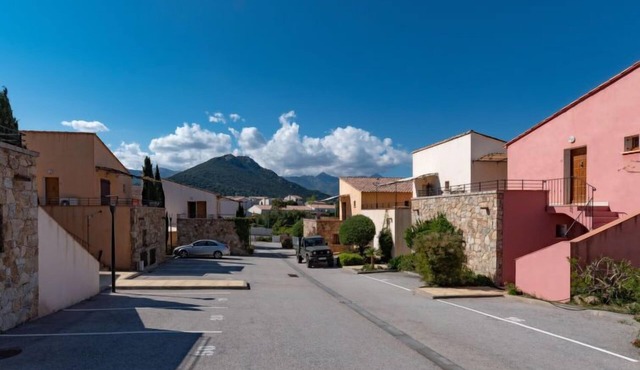 Chez Béatrice et Pascal by Interhome